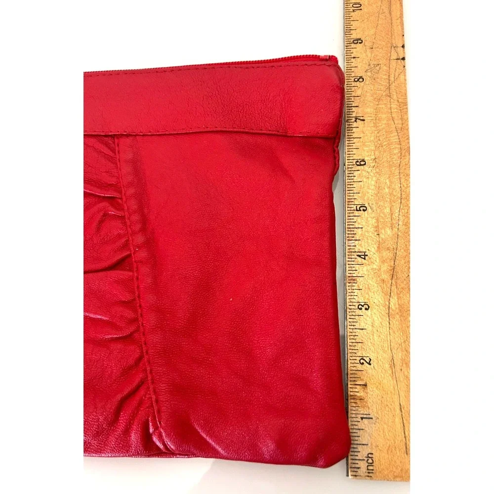 1980s Vintage Italian Red Leather Envelope Clutch Bag Ruched Slouchy Top Zip NOS